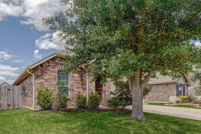 Building Photo - 23810 Rivage Ridge Dr