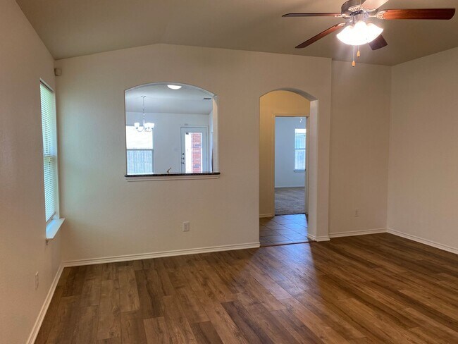 Building Photo - 3 BEDROOM, ACADEMY ISD