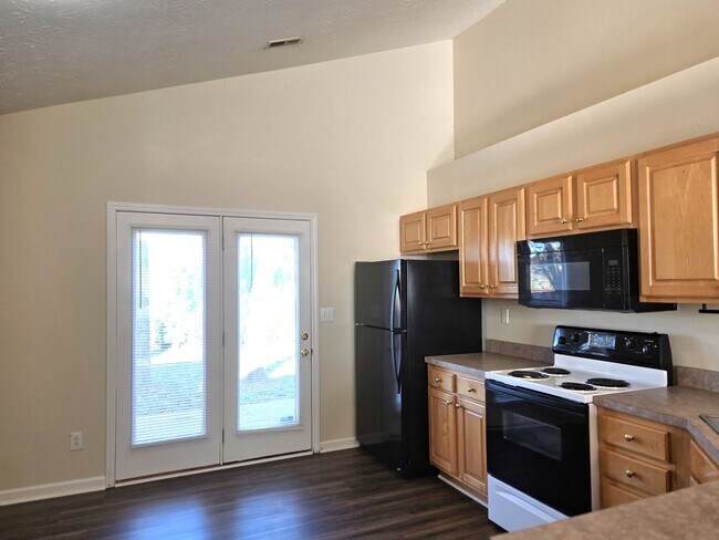 Building Photo - 3 Bedroom Ranch in Great Acres 251024
