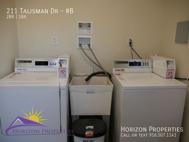 Building Photo - 211 Talisman Dr
