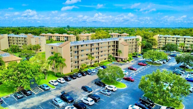 Building Photo - 7840 NW 50th St
