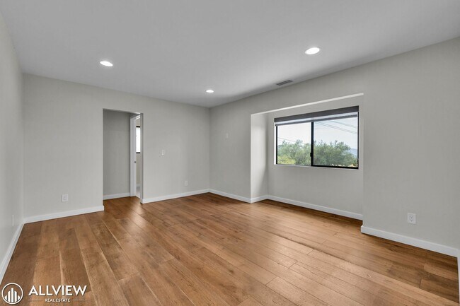 Building Photo - Stunning 4 Bed Poway Home with Views, Pool & Outdoor Oasis