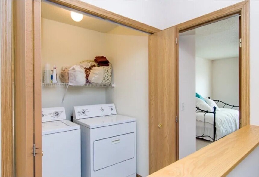 Building Photo - 14 Bridgewater Trl