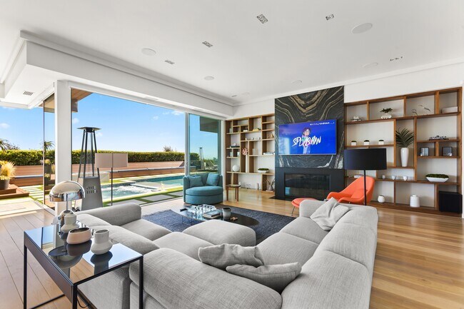 Building Photo - 1439 Devlin Dr