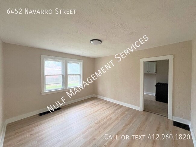 Building Photo - 6452 Navarro St