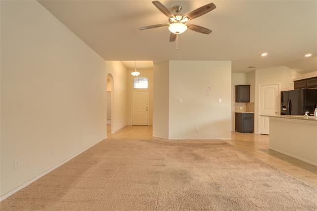 Building Photo - 744 Walls Blvd