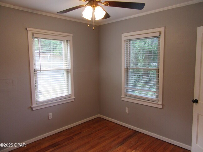 Building Photo - 1114 Fairland Ave