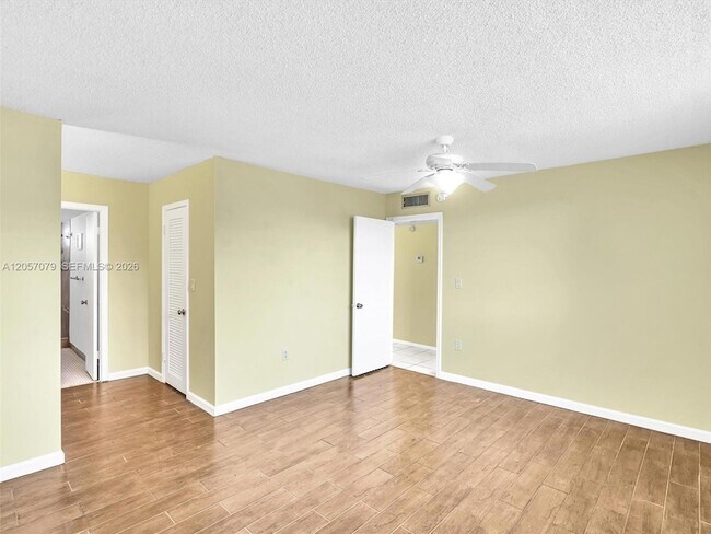 Building Photo - 3600 NE 170th St