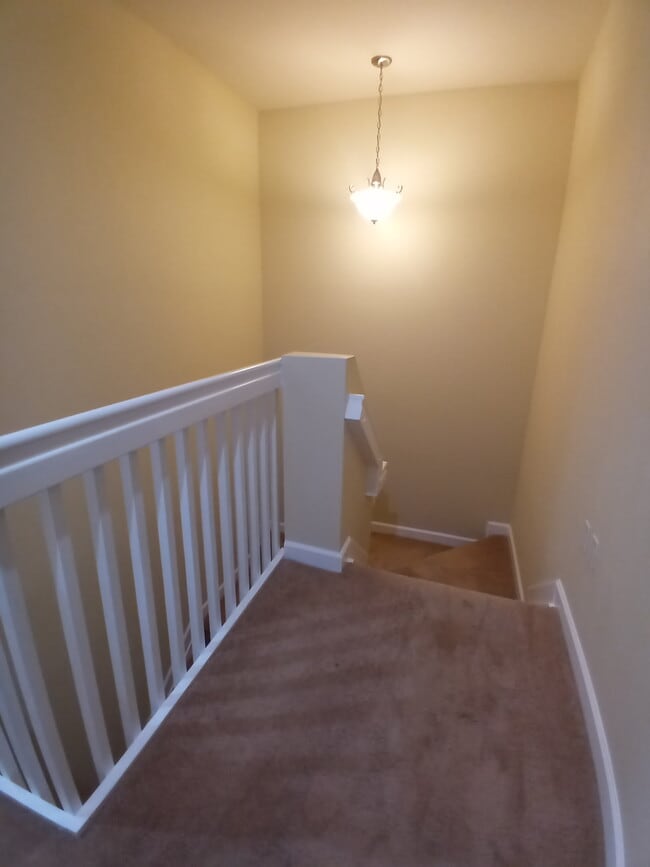 Building Photo - 9010 SW 169th Ave