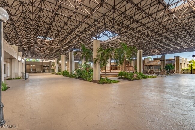 Building Photo - 1624 Pine Valley Dr