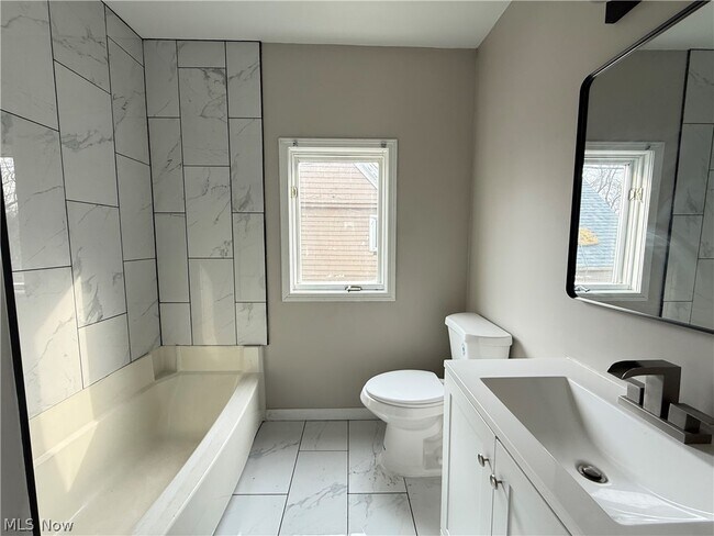 Building Photo - 3876 W 17th St