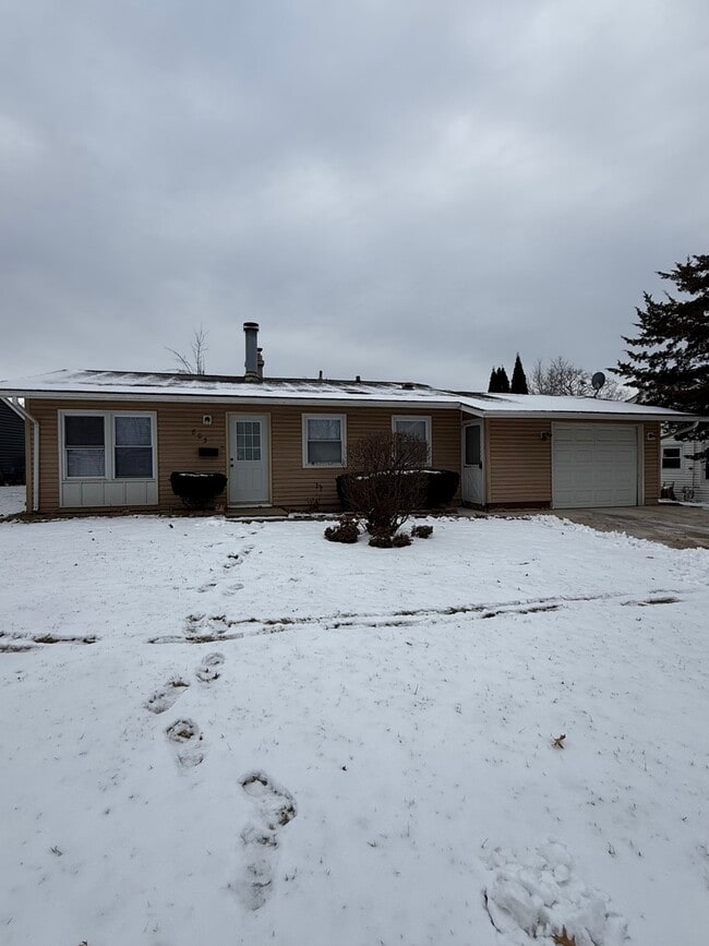 Building Photo - 803 Dorman Dr