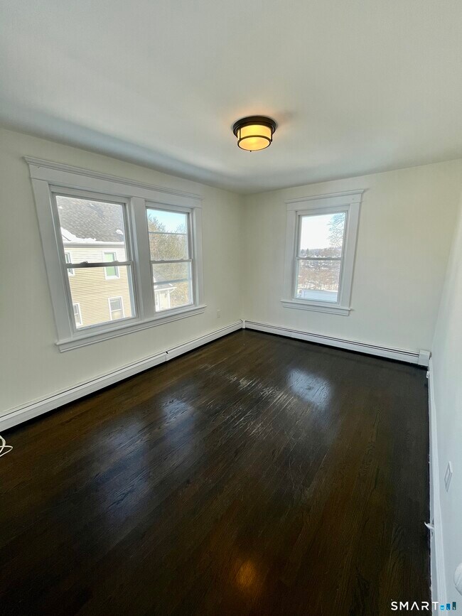 Building Photo - 29 Washington Ave