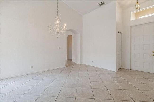 Building Photo - 5851 NW 119th Dr