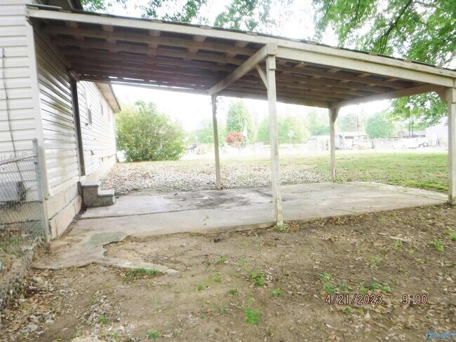 Building Photo - 172 Blair Rd