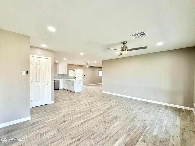 Building Photo - 1701 E Camino del Santo