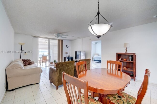 Primary Photo - 7620 NW 18th St