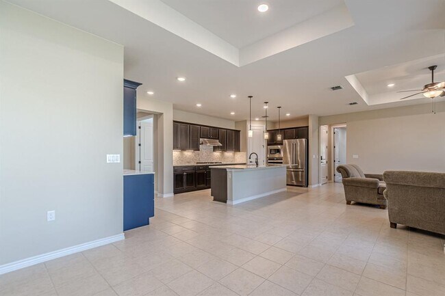 Building Photo - 112 Diving Crst Cv