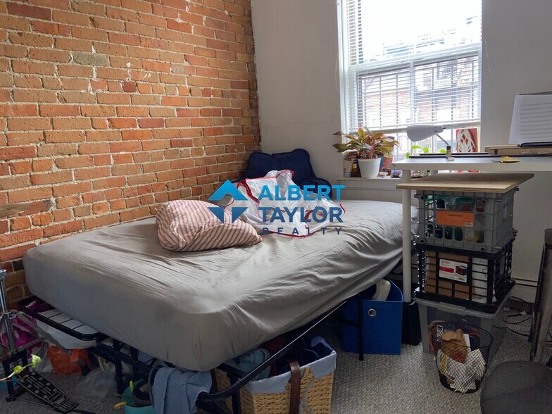 Building Photo - 486 Massachusetts Ave