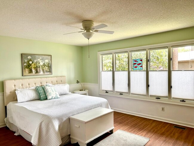 Building Photo - 4 St Andrews Way