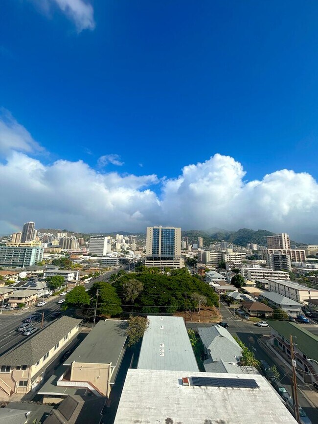 Building Photo - 11th Floor at Piikoi Plaza - Available Dec. 15, 2025