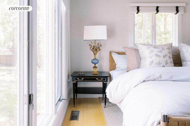 Building Photo - 8 Bathgate Rd