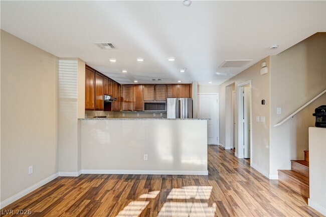 Building Photo - 2054 Waterlily View St