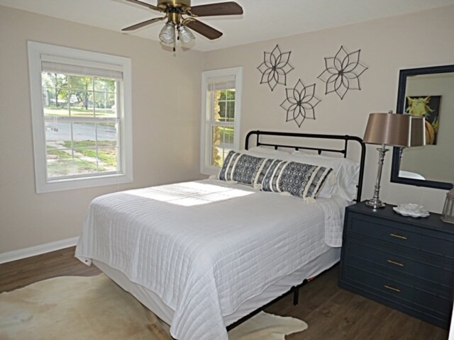 Building Photo - 4724 Lakeview Dr