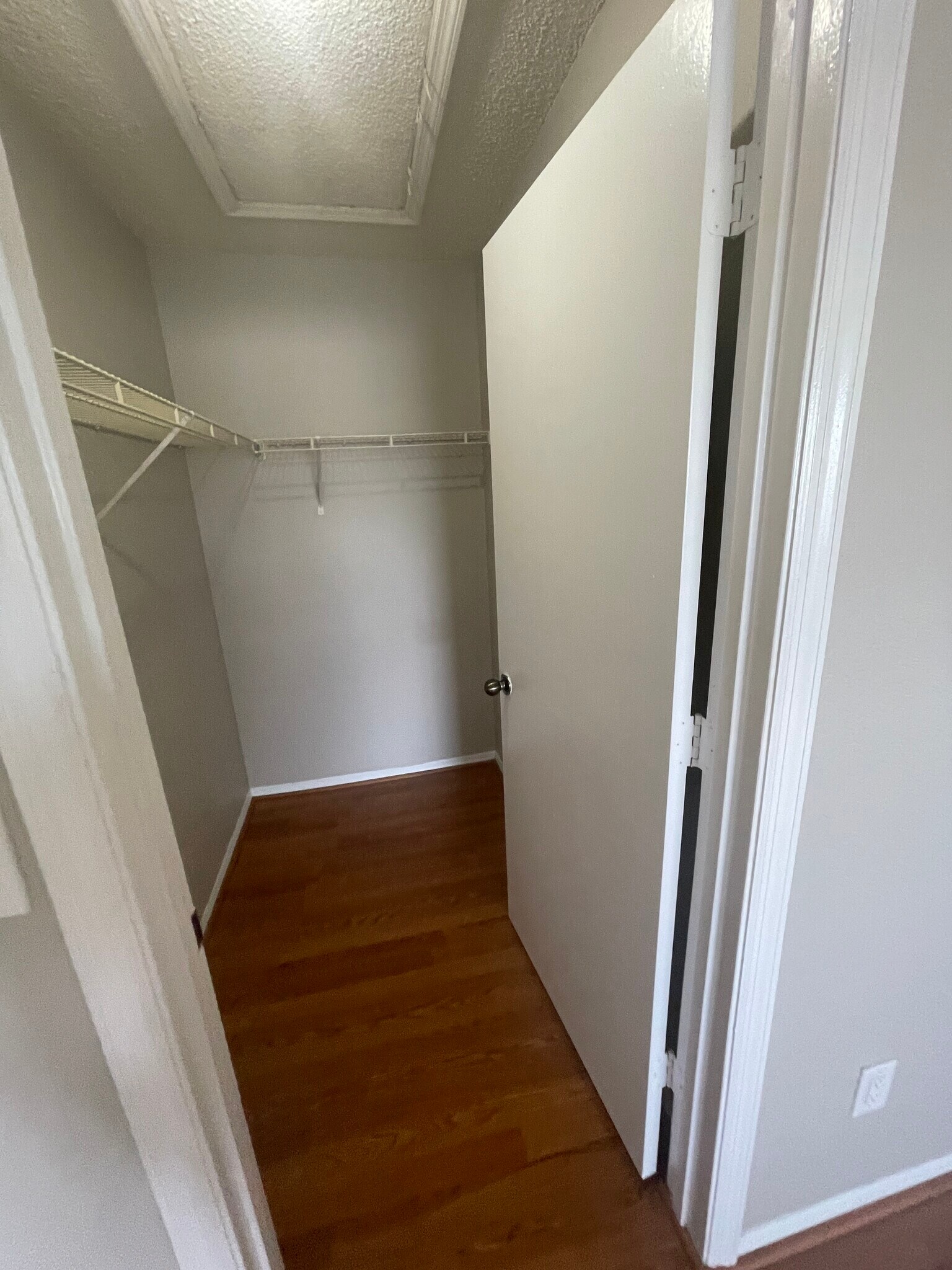 Building Photo - 2550 N Alafaya Trl