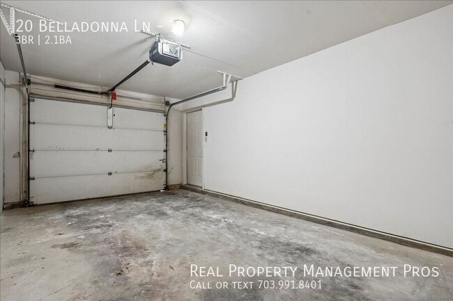 Building Photo - 20 Belladonna Ln
