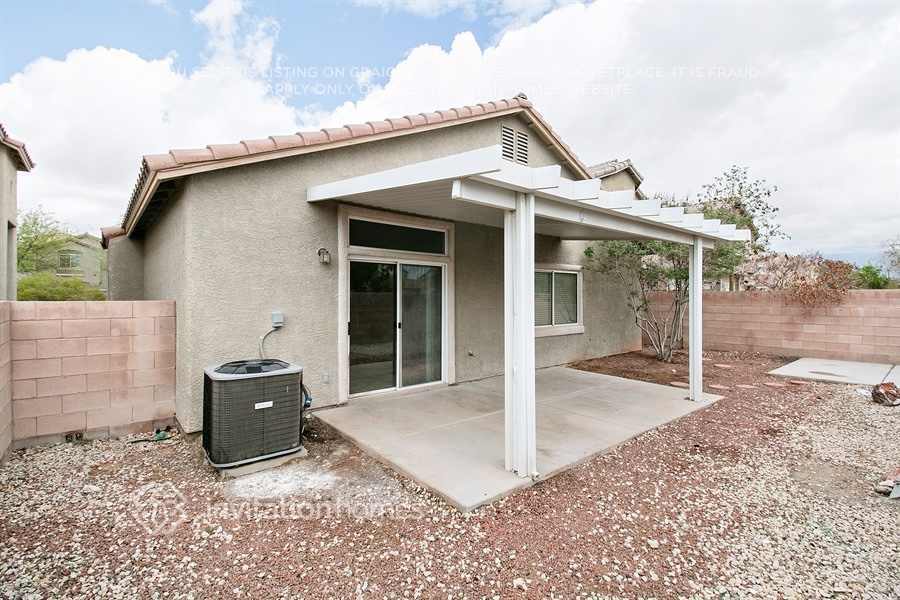Building Photo - 5836 Running Horse Dr