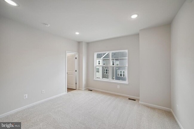 Building Photo - 2513 Gatwick Ln