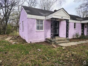 Building Photo - 838 LEON Pl