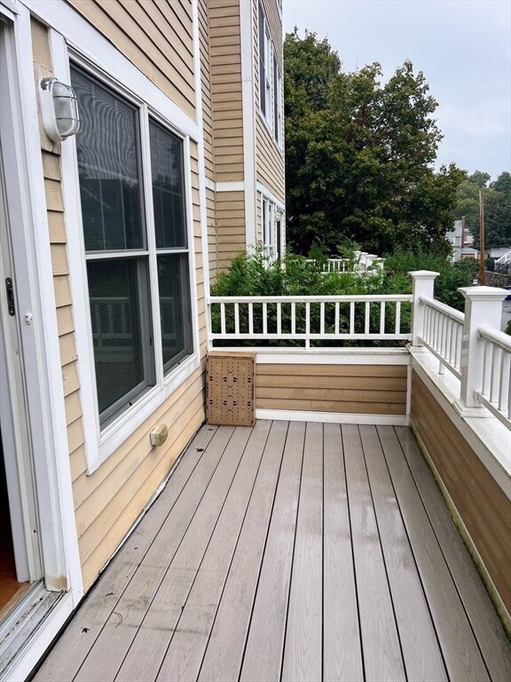 Building Photo - 11 Cheriton Rd