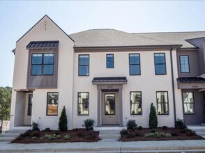 Building Photo - 2023 Rosemary Street