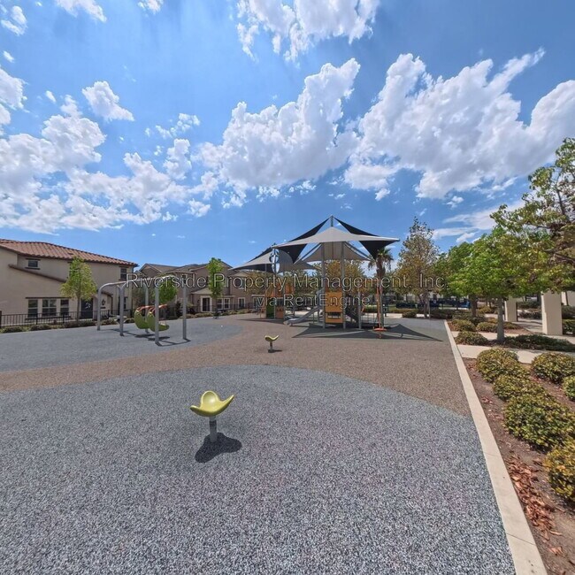 Building Photo - 16008 Jamie Ln