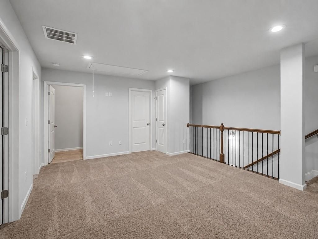 Building Photo - 1305 Bridge Peak Lane