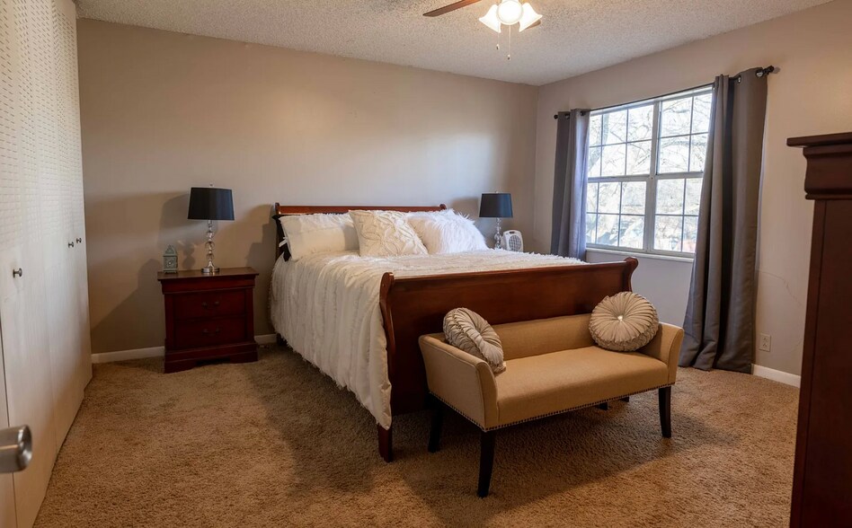 Building Photo - 5515 Country Dr