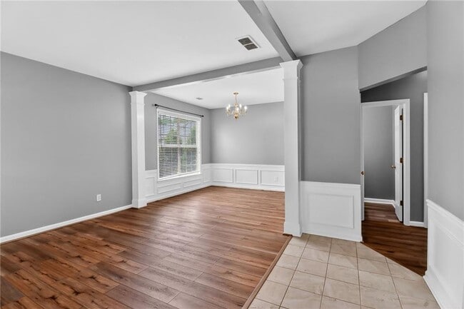 Building Photo - 615 Melilot Ln