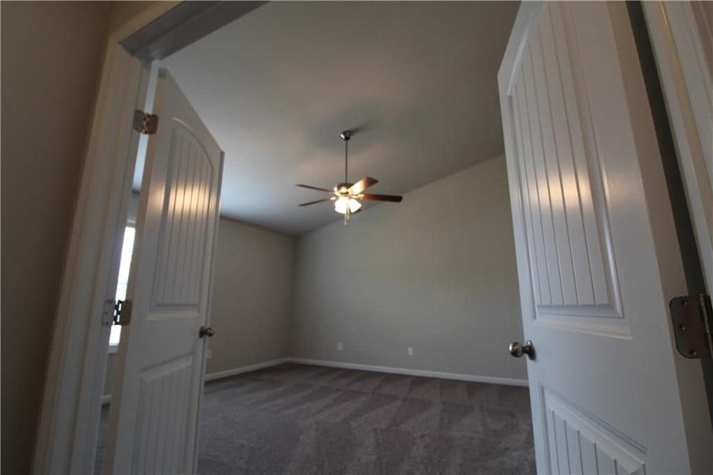 Building Photo - 5729 Shore Isle Ct