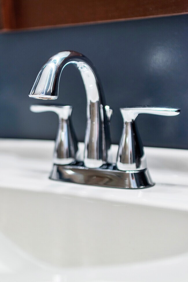 Building Photo - 5213 D St SE