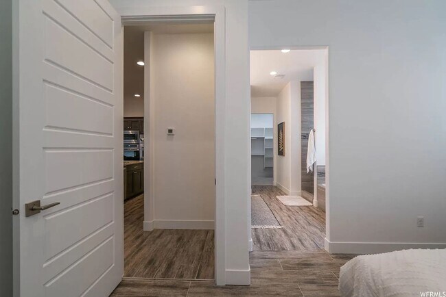 Building Photo - PETS ALLOWED!  Spacious & Modern 3-Bedroom Home for Rent Near Sand Hollow Reservoir