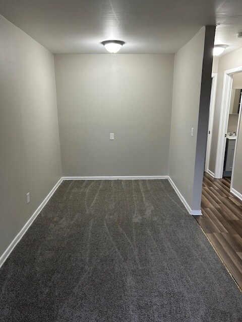 Building Photo - 6050 OH-14