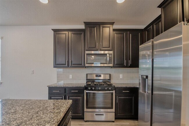 Building Photo - 3201 E College Park Dr