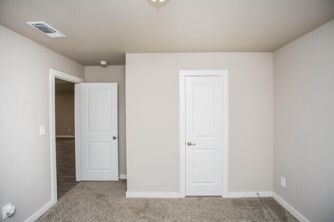 Building Photo - 4717 126th St