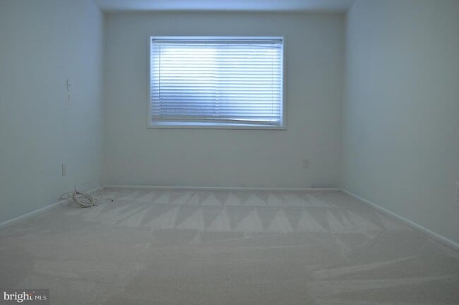 Building Photo - 10026 Fair Wds Dr