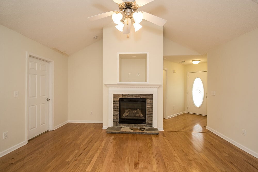Building Photo - 40 Belltree Cir