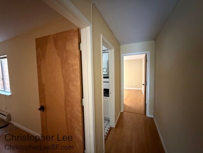 Building Photo - 125 Palm Ave