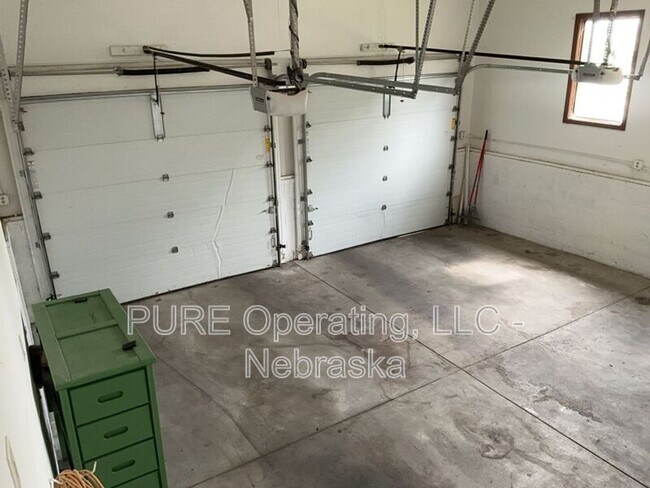 Building Photo - 1008 E Aberdeen Dr