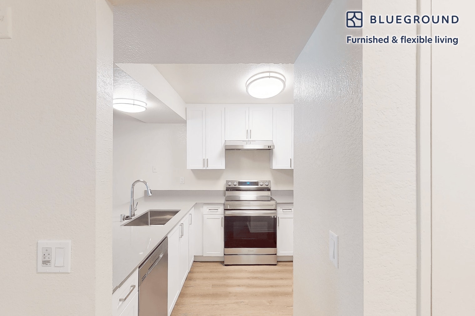 Building Photo - 400 Appian Way